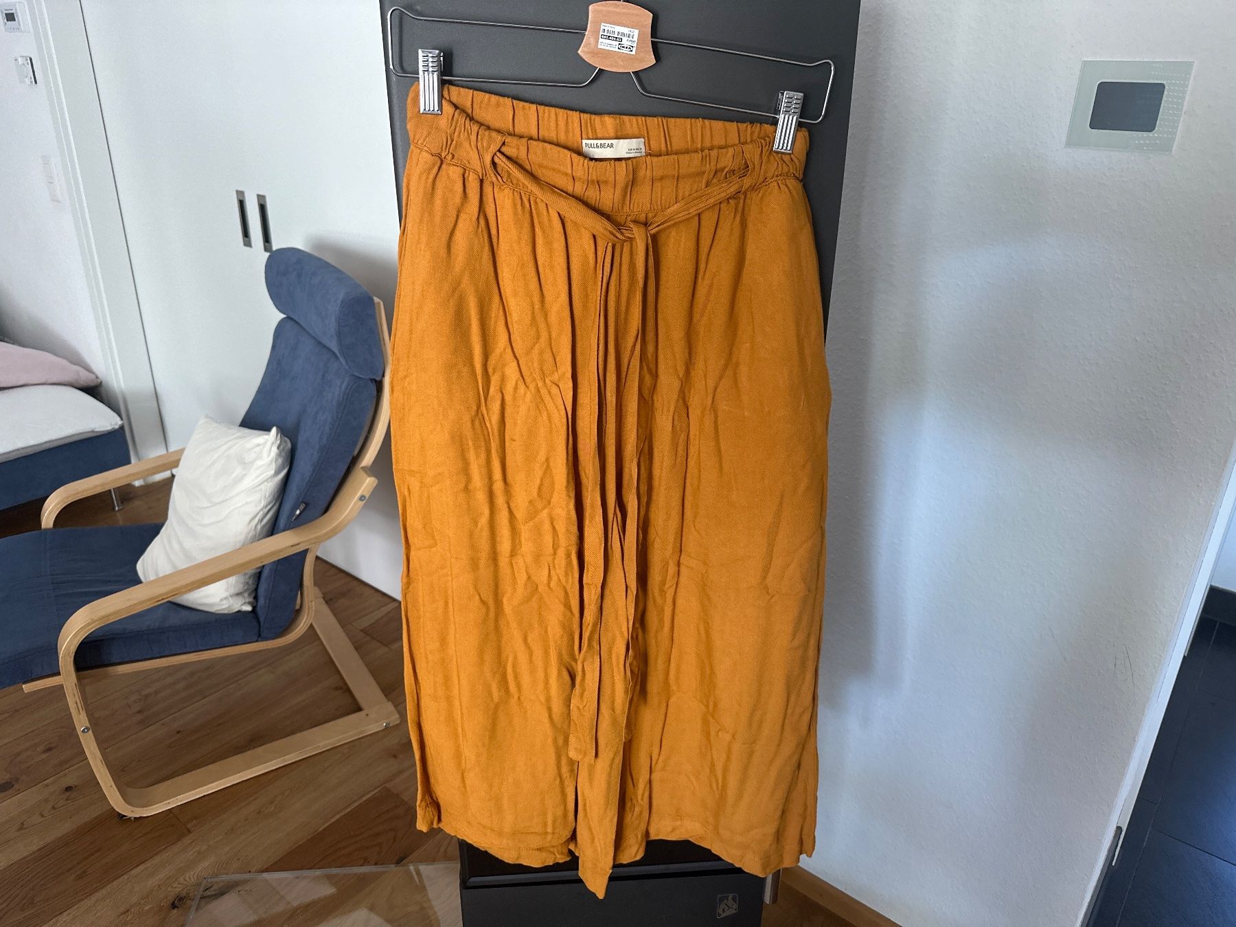 Zara Pantaloni: Hose – Usato da Rapperswil BE venduto da aro_66tx