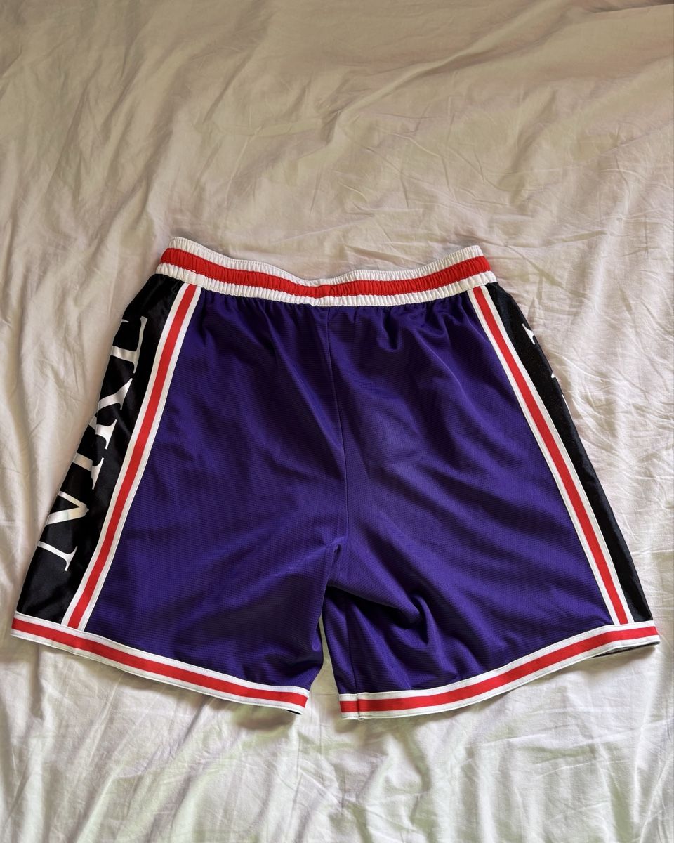 Nike Pantaloni: Shorts Nike Basketball – Usato da Pâquier-Montbarry venduto da dloic_ 1