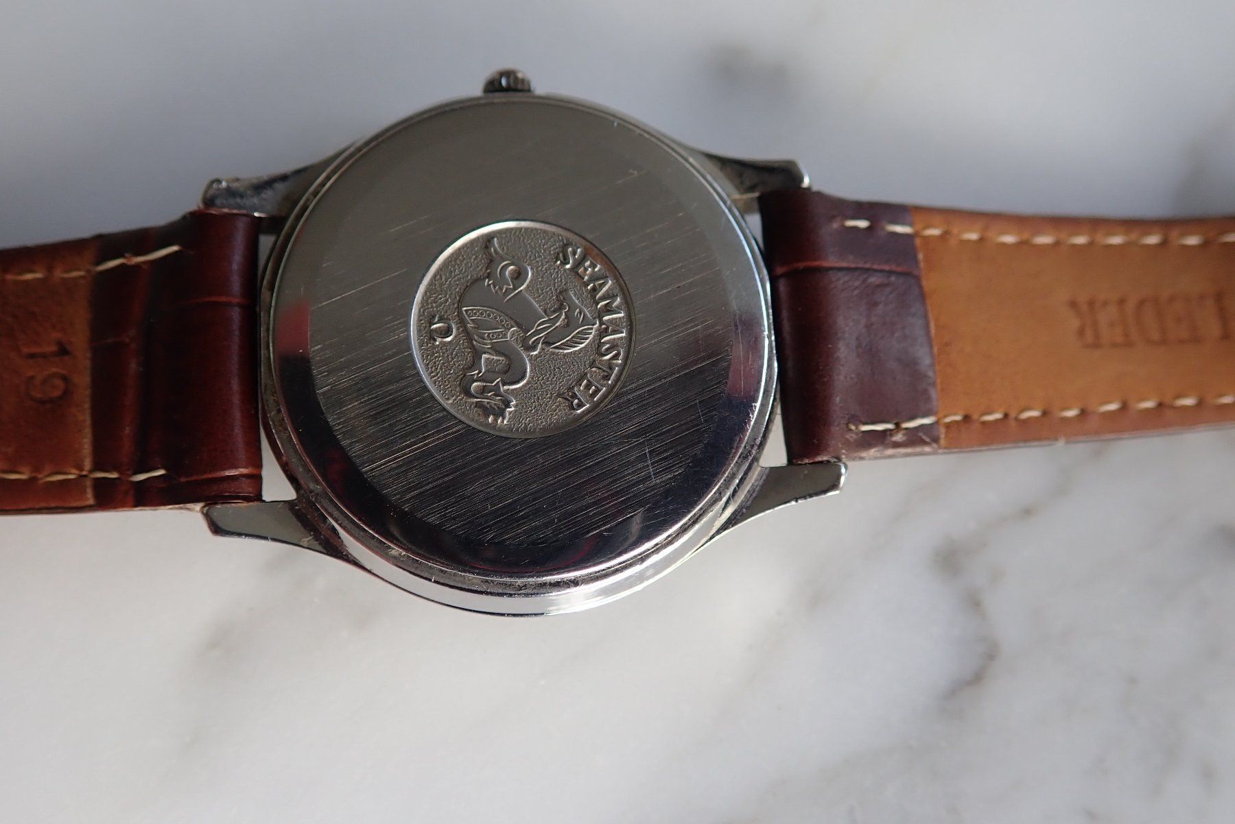 Omega Montres: OMEGA SEAMASTER QUARTZ DAYDATA – D'occasion à Wohlen AG par superwatchesteam 1