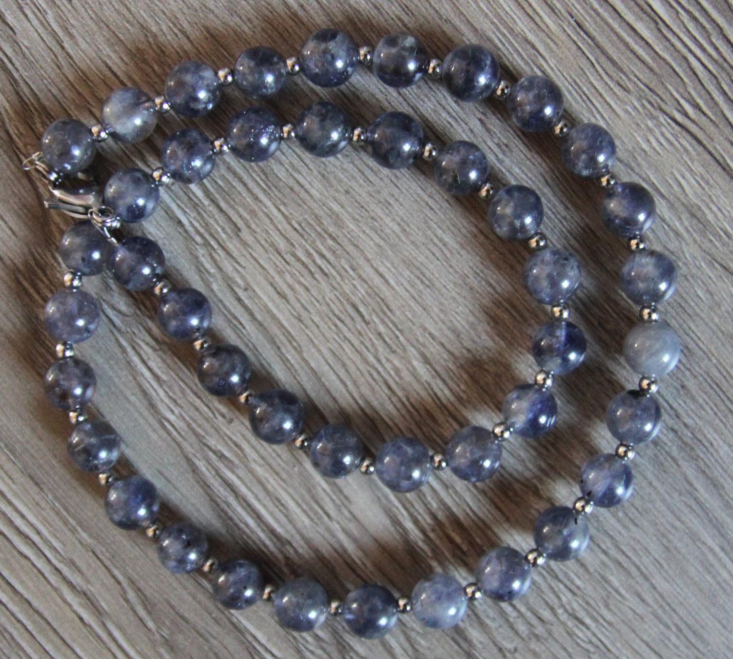 Catenine: NEU: iolith Kette Collier Wassersaphir mit Edelstahl – Nuovo (secondo la descrizione) da Matten b. Interl venduto da Edelsteingalerie 2