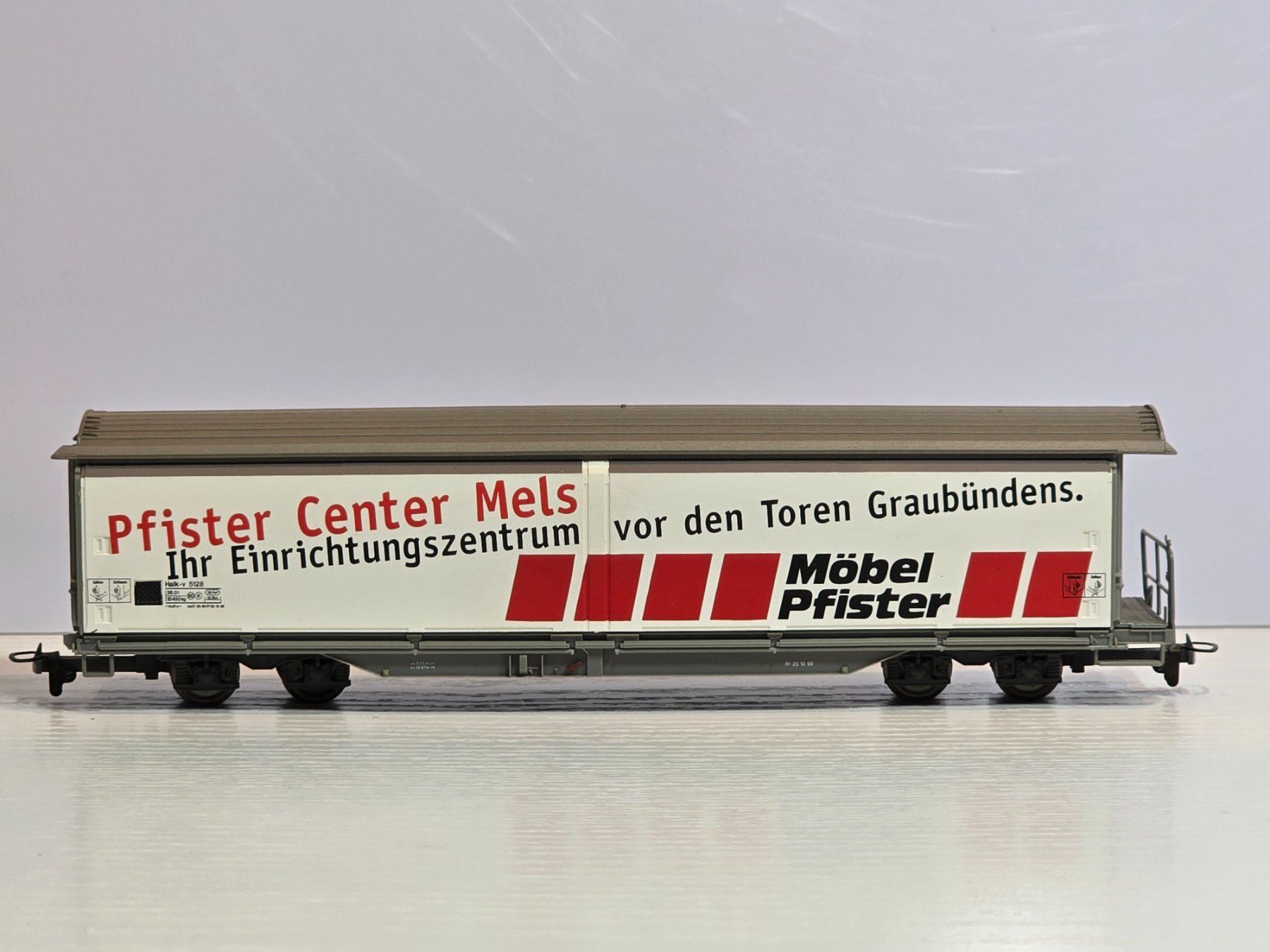Bemo Modellini di ferrovie: Bemo, 2288118, RhB, Schiebewandwagen, Möbel Pfister, Vitrine – Nuovo (secondo la descrizione) da Kloten venduto da Nicola2 2