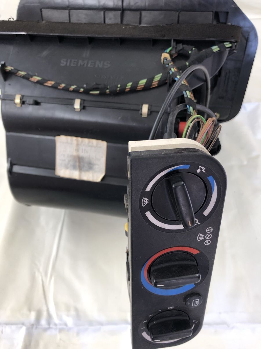 Siemens Radiatori: Bloc chauffage Siemens BMW E36 – Usato da Gland venduto da marckarl 4
