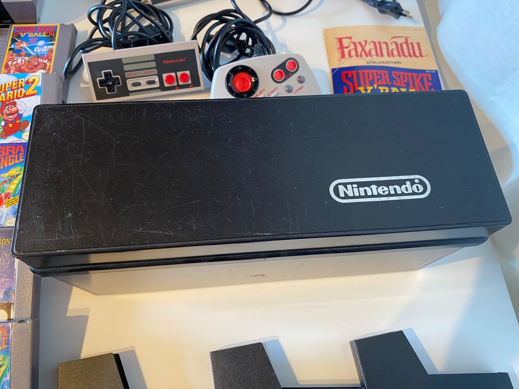 Nintendo Consoles: Nintendo NES + jeux + accessoires – D'occasion à St-Prex par Okoala 3