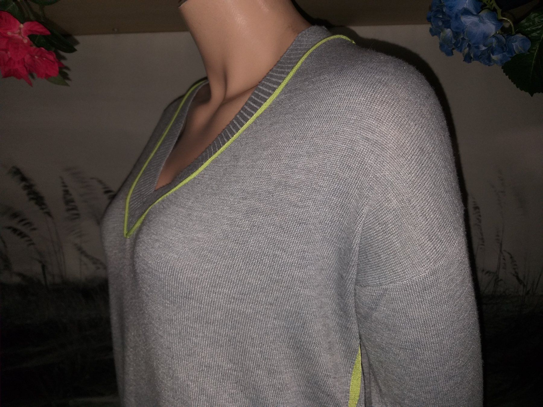 Guess Maglioni & Felpe: GUESS Pullover taille / Grosse S – Usato da Cossonay-ville venduto da Super-Price-Quality 6