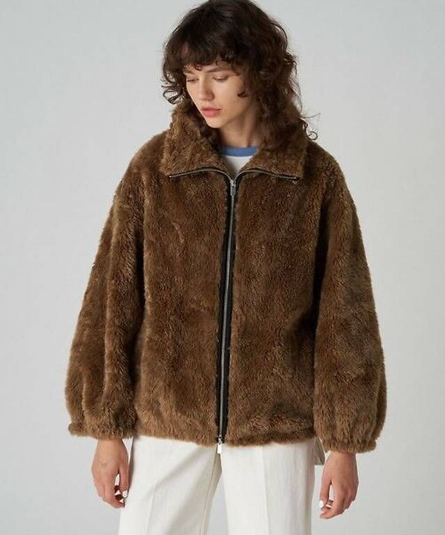 Giacche: Eco Fur Jacket – Usato da Gais venduto da Koumichel16