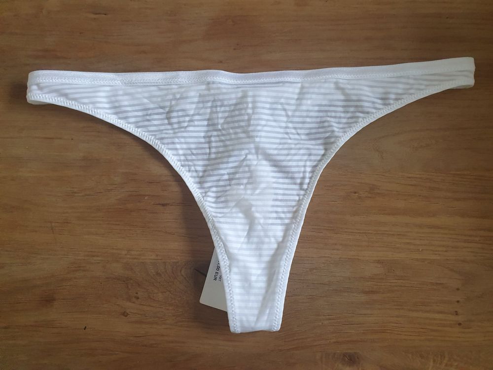 La Perla String L (Neu und originalverpackt) in Grandval für CHF 6.95 ...