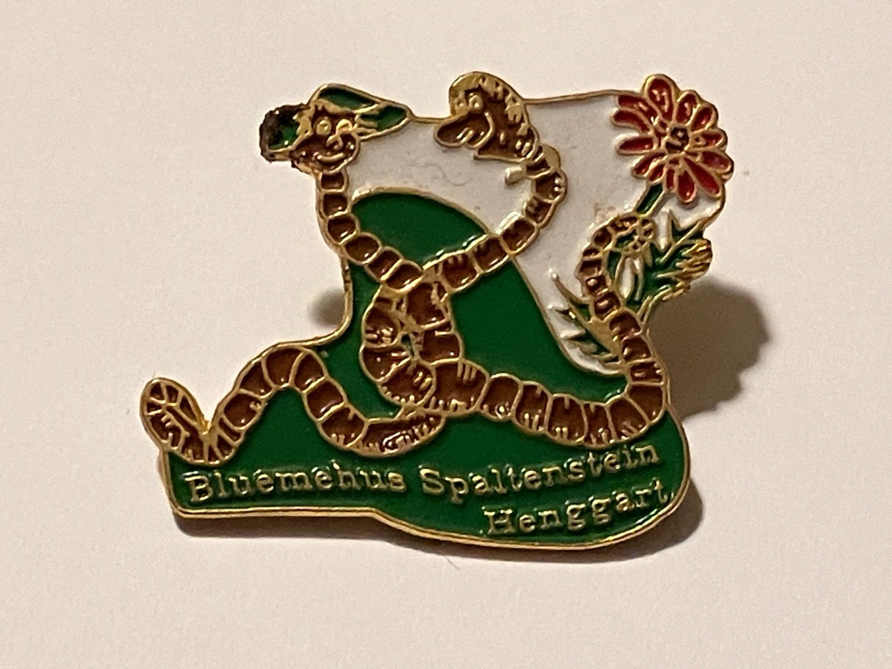 Placchette & Badge: 1 Pin Bluemehus Spaltenstein Henggart – Usato da Basel venduto da djwwpp