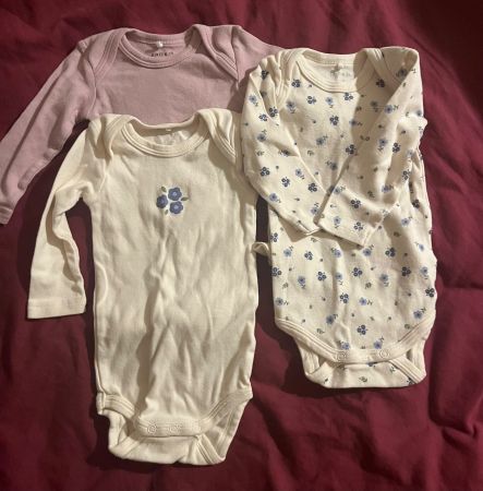 3 Langarm-Bodys Gr. 68 – Neu, nur 1x gewaschen ✅