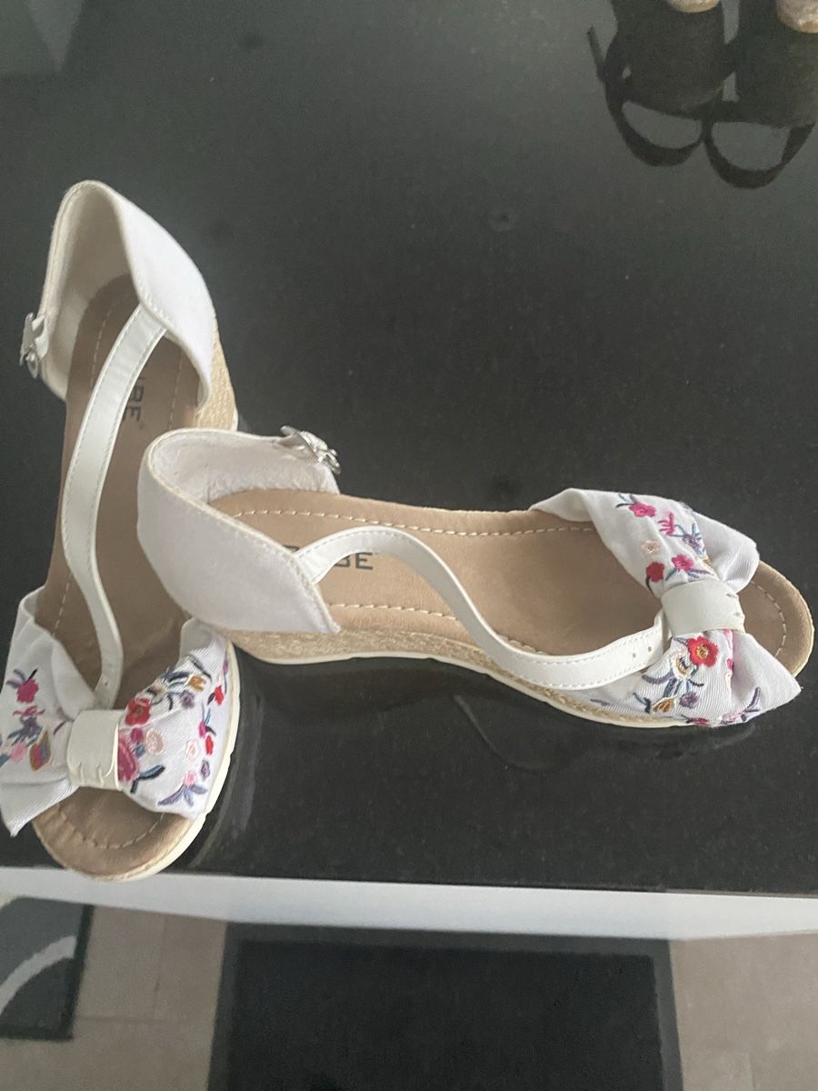 Scarpe da donna: Sandalen – Usato da Hagendorn venduto da Shira026 4