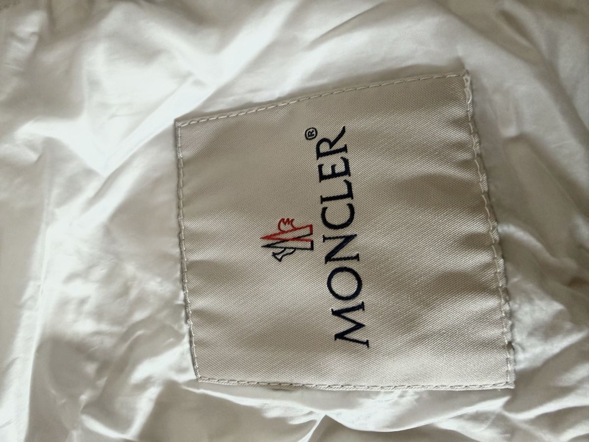 Altro abbigliamento per bambino: Moncler New Amaury gilet enfant 2 ans – Usato da Puidoux venduto da vendange 4
