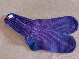 Gestrickte Socken/Wollsocken Gr. 36/37