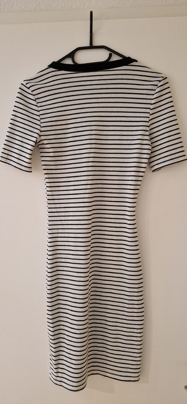 Vestiti: Schönes Kleid von H&M, Grösse 36 – Usato da Urdorf venduto da sab_hz2z 2