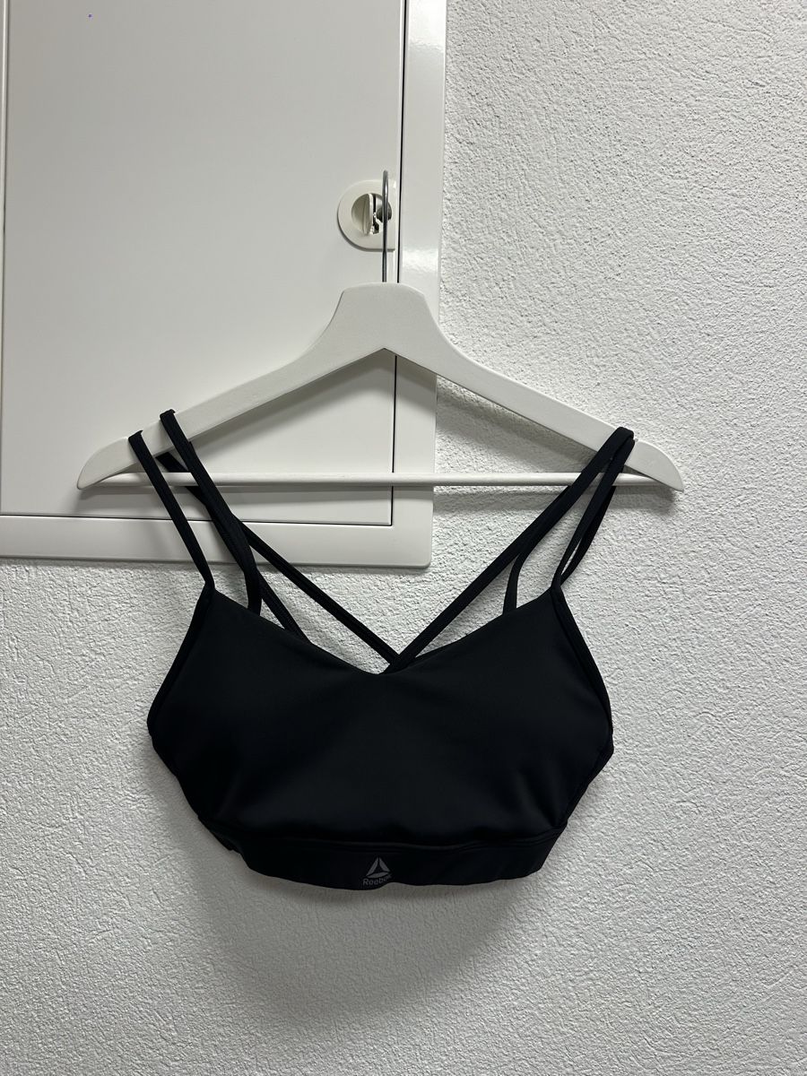 Reebok Tops: Sehr schöner schwarzer Sport-BH – Neuf (Voir description) à Volketswil par hal_65hj