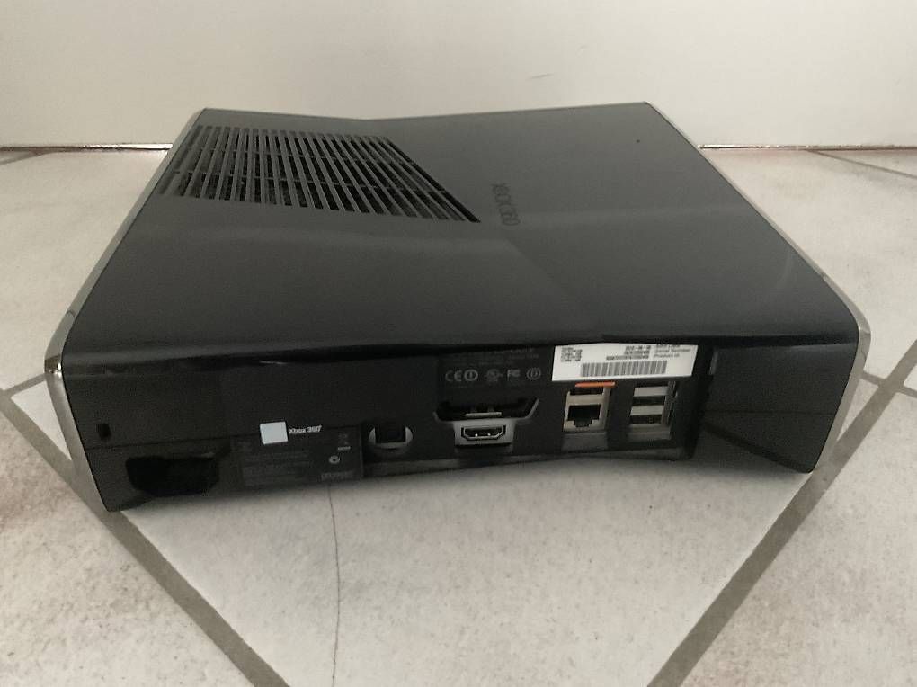 Microsoft Konsolen: X Box 360 – Gebraucht aus Schaffhausen von Josh01 2