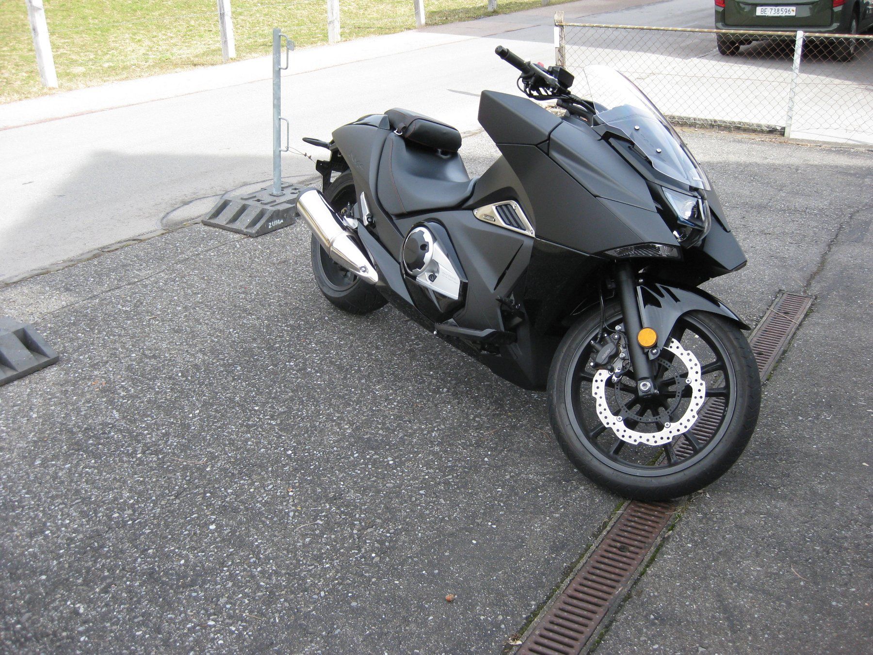 Honda Chopper: Honda Vultus (NM4) – Gebraucht aus Frutigen von Hibiscus