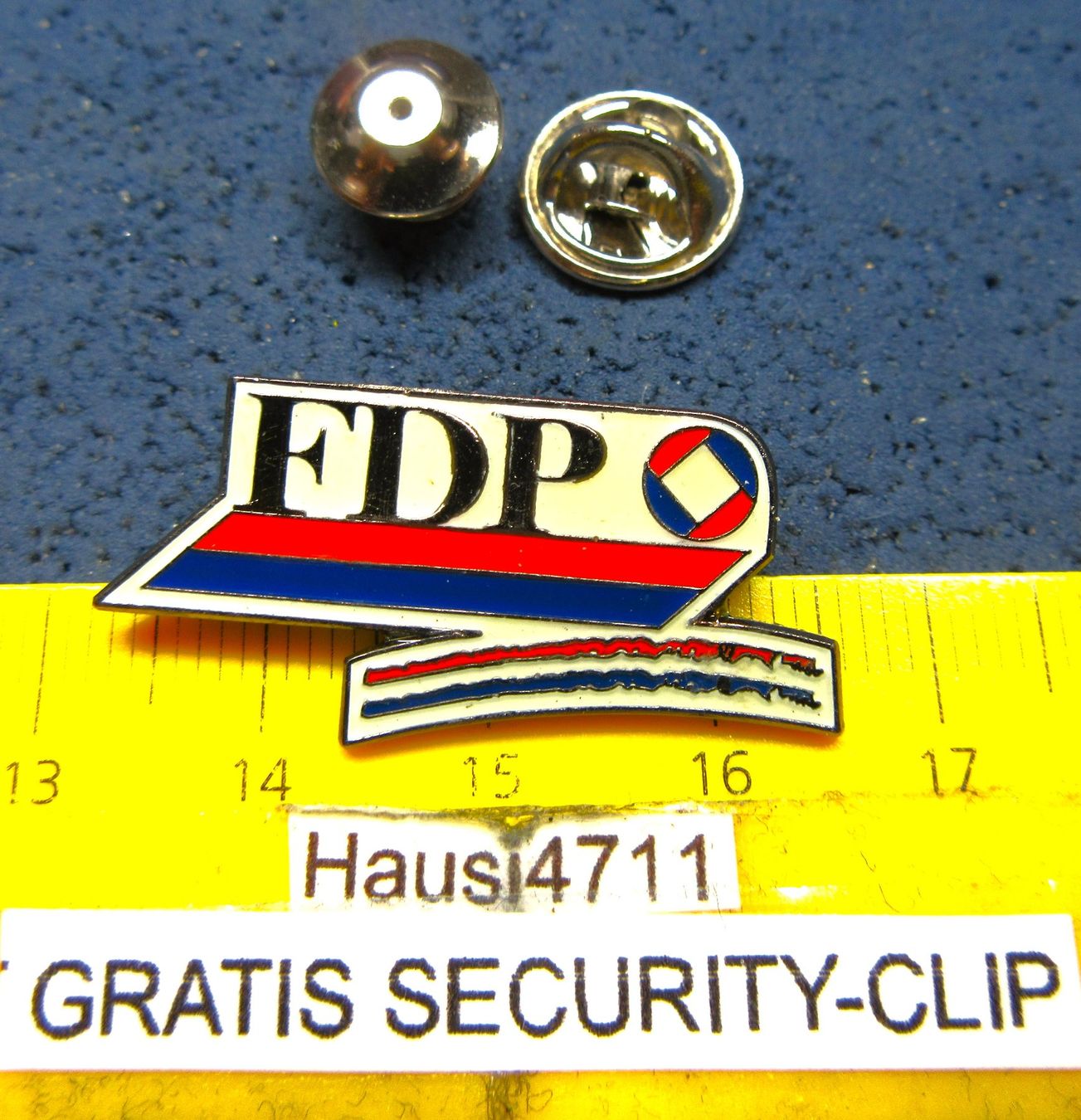 Swiss Placchette & Badge: FDP SCHWEIZ PIN – Usato da Ettingen venduto da Hausi4711