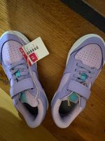 Turnschuhe / Sneaker Grösse 31 (NEU)