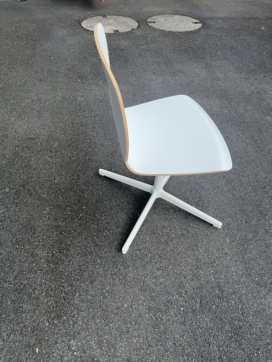 Scrivanie: Kinderpult IKEA – Usato da Edlibach venduto da RoBa04 6