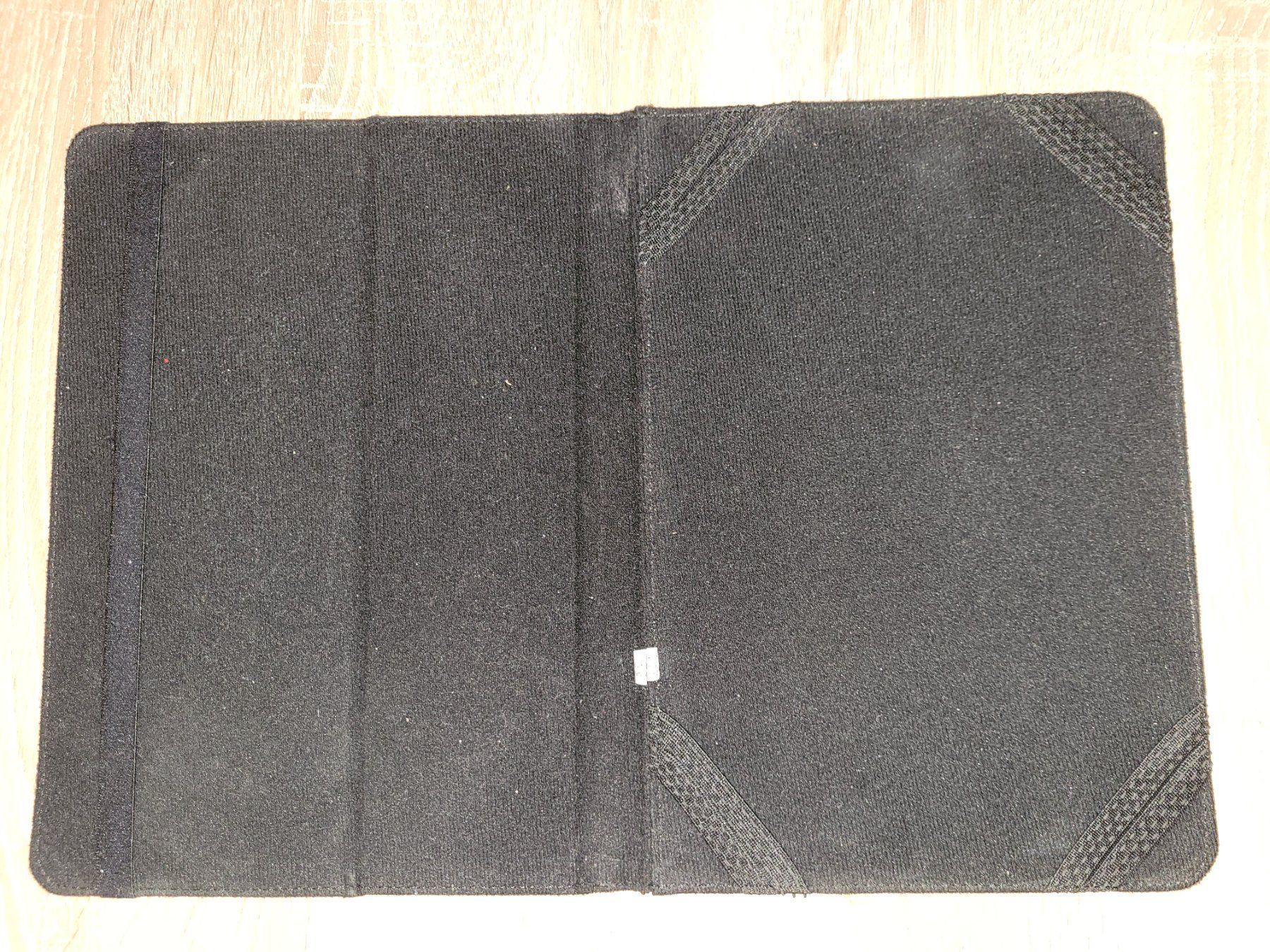 Covers & Schutzfolien: Schutzhülle  iPad - GRATIS VERSAND! – Gebraucht aus Chur von Artona0903 5