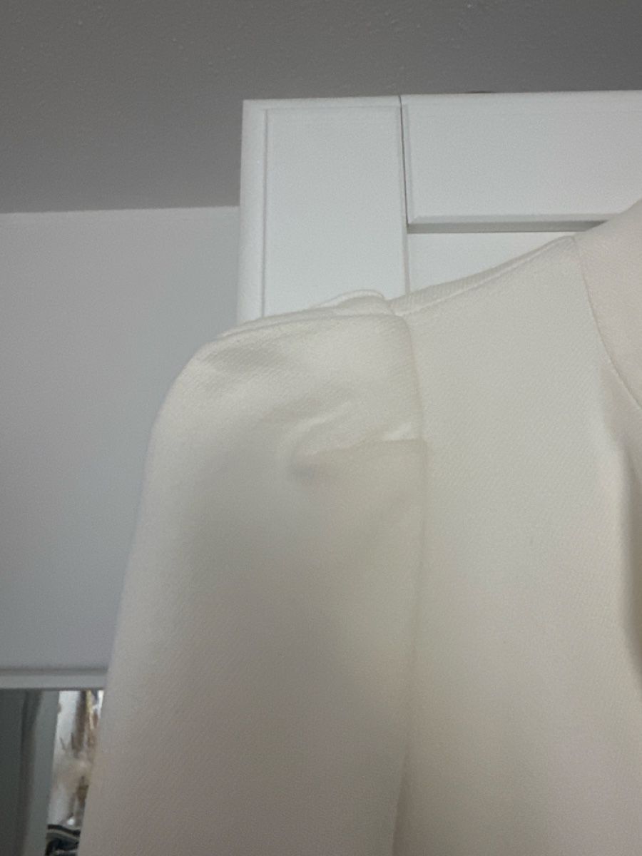 Zara Giacche: Zara Basic: Elegante weiße Jacke, Größe S – Usato da St. Gallen venduto da adr_l9jg 2