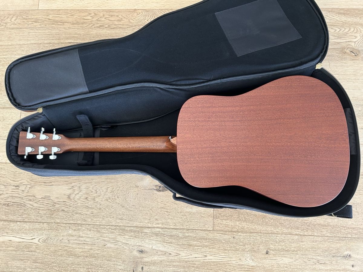 Martin & Co. Strumenti musicali: Martin Dreadnaught Jr - E Excellent Condition LEFT Handed - – Usato da Hallwil venduto da ejackson13l 6