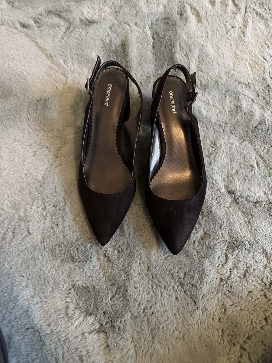 Scarpe da donna: Scarpa elegante – Nuovo (secondo la descrizione) da Balerna venduto da GretaM