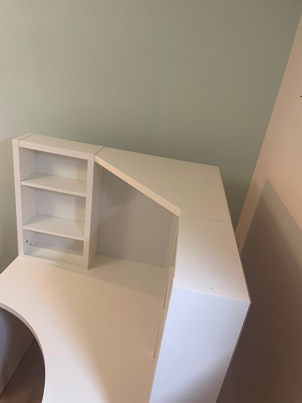 Ikea Scrivanie: Bureau d’angle comme neuf – Usato da Gland venduto da ideoreve 5