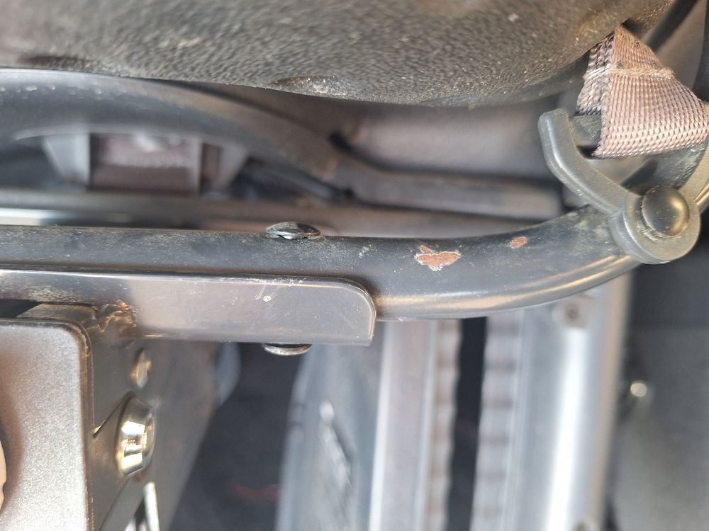 Thule Pezzi di ricambio: VeloSitz von Thule Yepp bis 22kg – Usato da obfelden venduto da claudia.horni 8