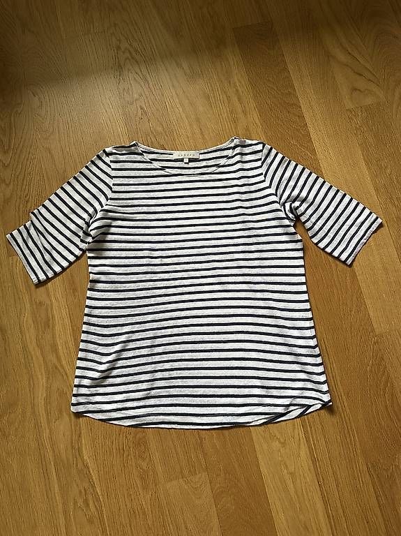 Sandro Tops: Sandro lin – D'occasion à Pully par tarra26