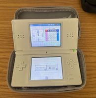 Nintendo DSi Konsole weiss mit Spielen und Tasche