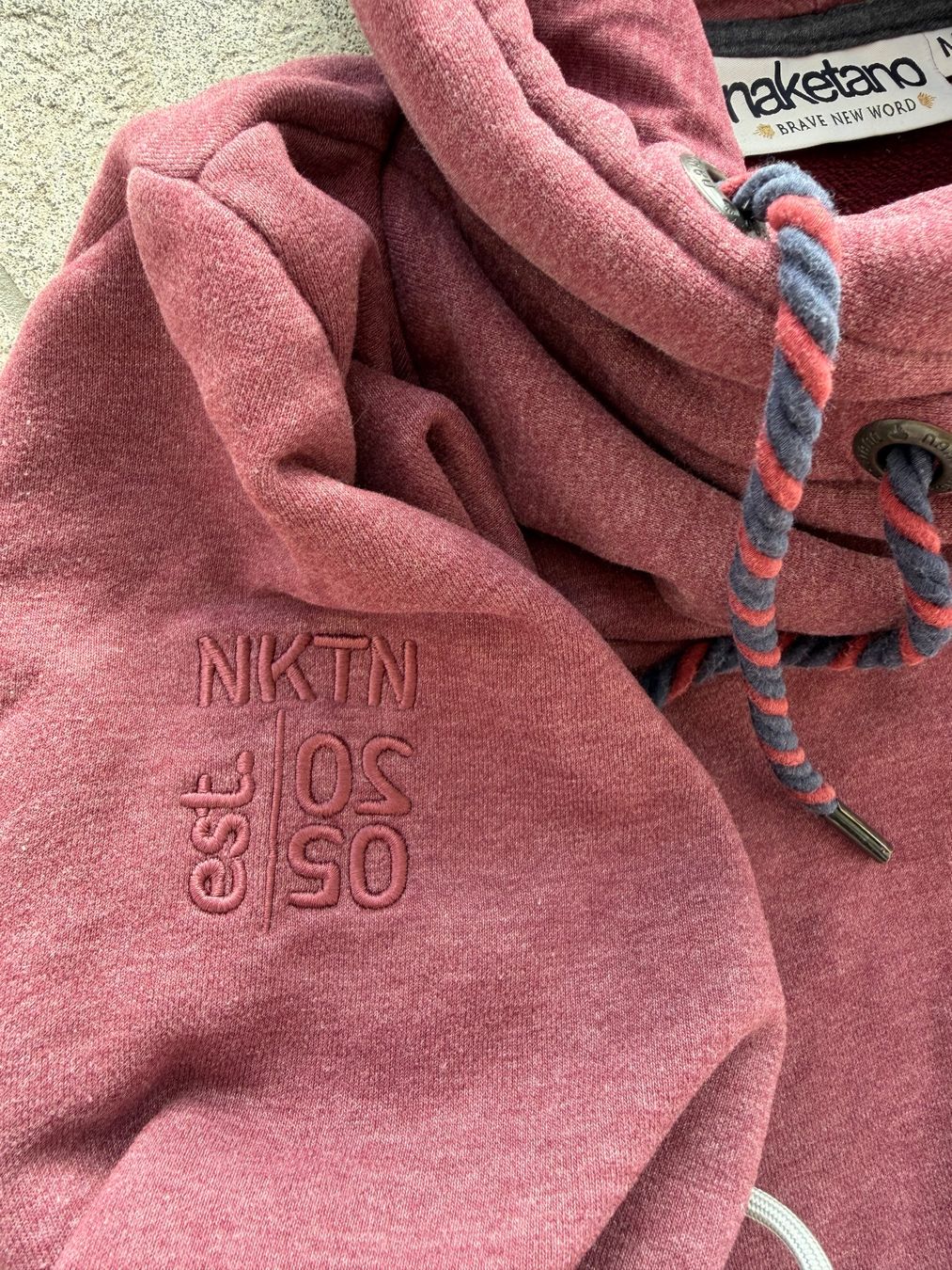 Naketano Pullover & Sweatshirts: Naketano Pullover mit Kragen Grösse M – Gebraucht aus Menznau von sasna 2