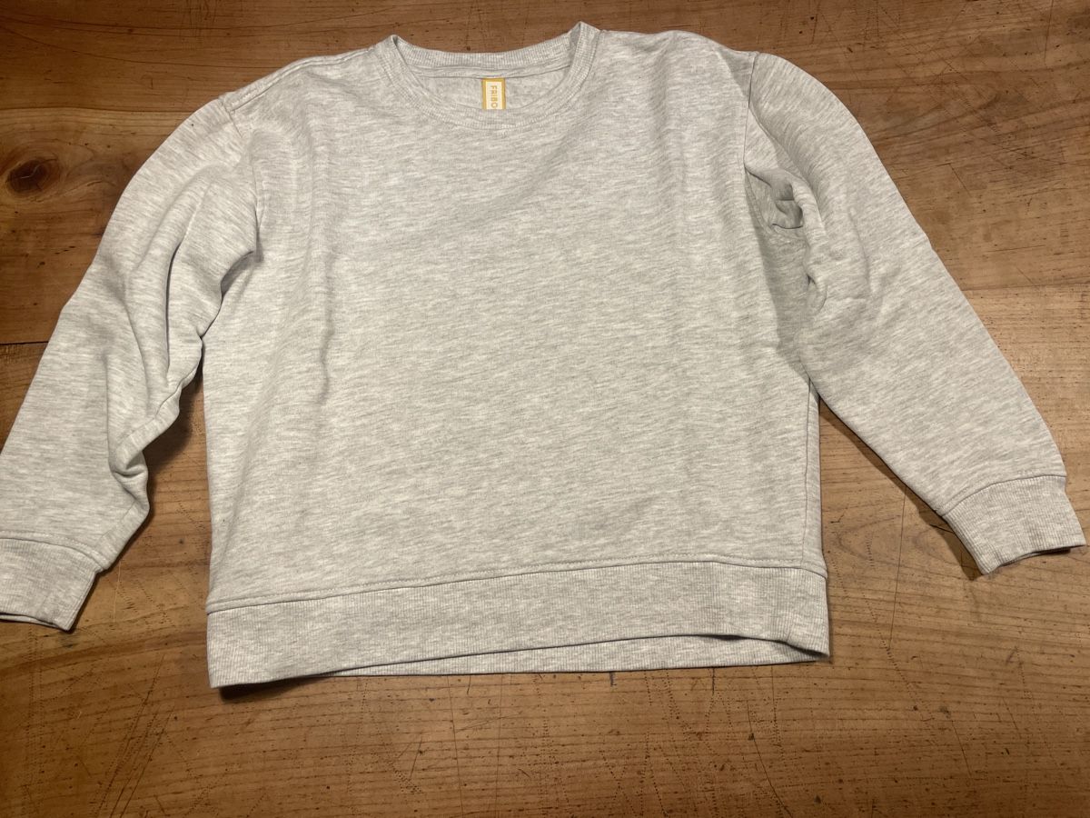 Friboo Maglioni & Felpe: 3 Pullover grau, schwarz, blau Gr. 128 – Usato da Bonstetten venduto da soleillle 2