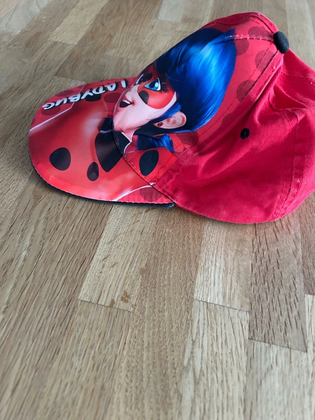 Autres vêtements garçon: Ladybug Cap, Kinder Cap – D'occasion à Biel/Bienne par RTrudeau 1