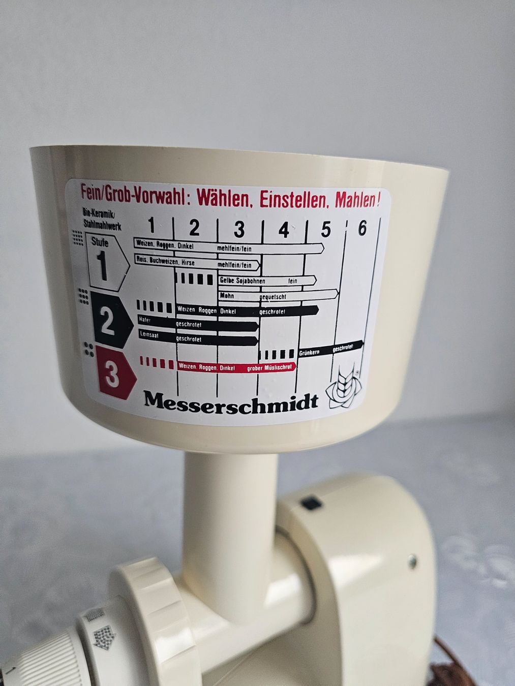Elettrodomestici da cucina: ***Messerschmidt*** Getreidemühle – Usato da Bronschhofen venduto da Xena37 2