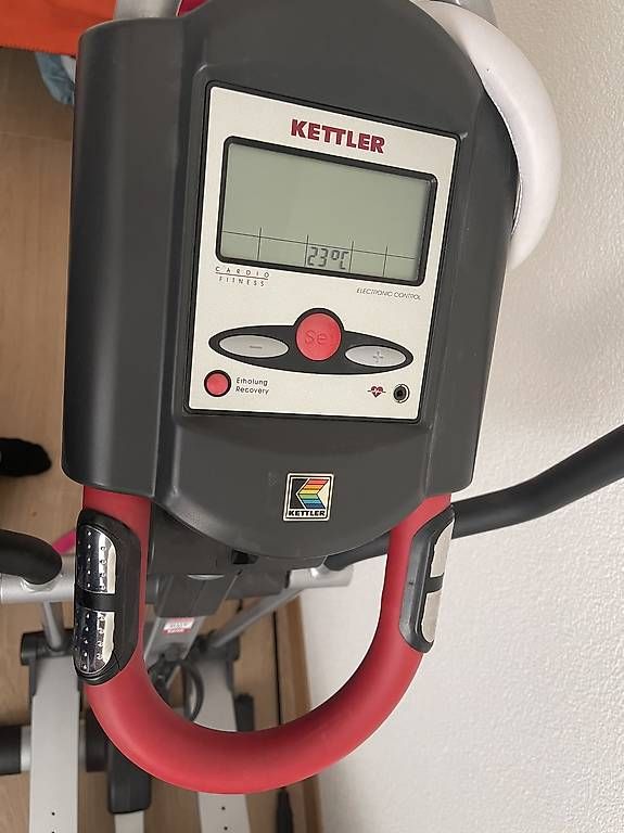 Vélos d'appartement: Crosstrainer der Marke Kettler – D'occasion à Wil SG par bea_zl8t 1