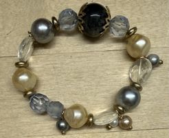 Armband Perlenmix Goldton, gut erhalten