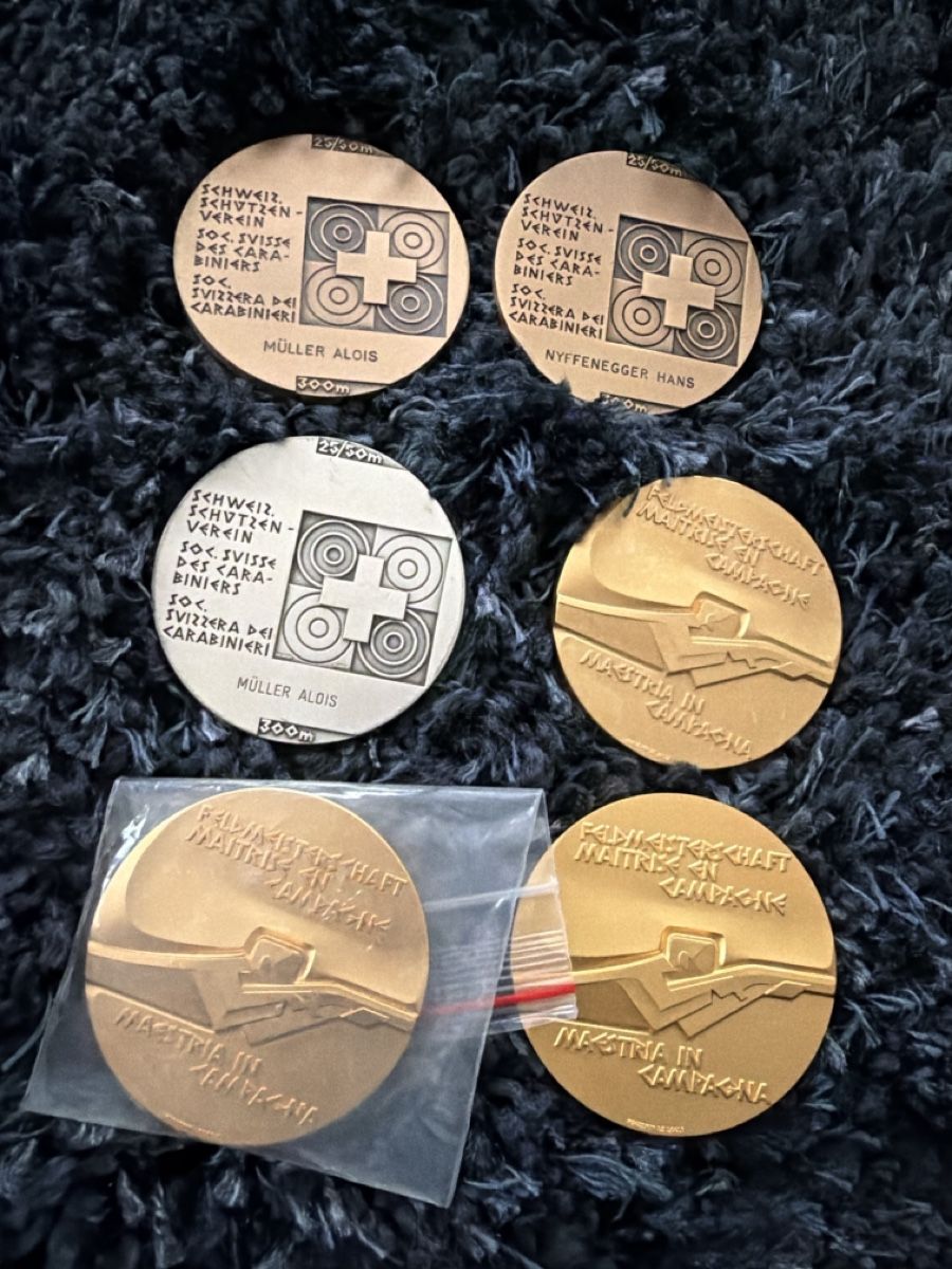 Medaglie: Lot de 20 Médailles Suisse  – Usato da Hittnau venduto da Pat_yl7f 3
