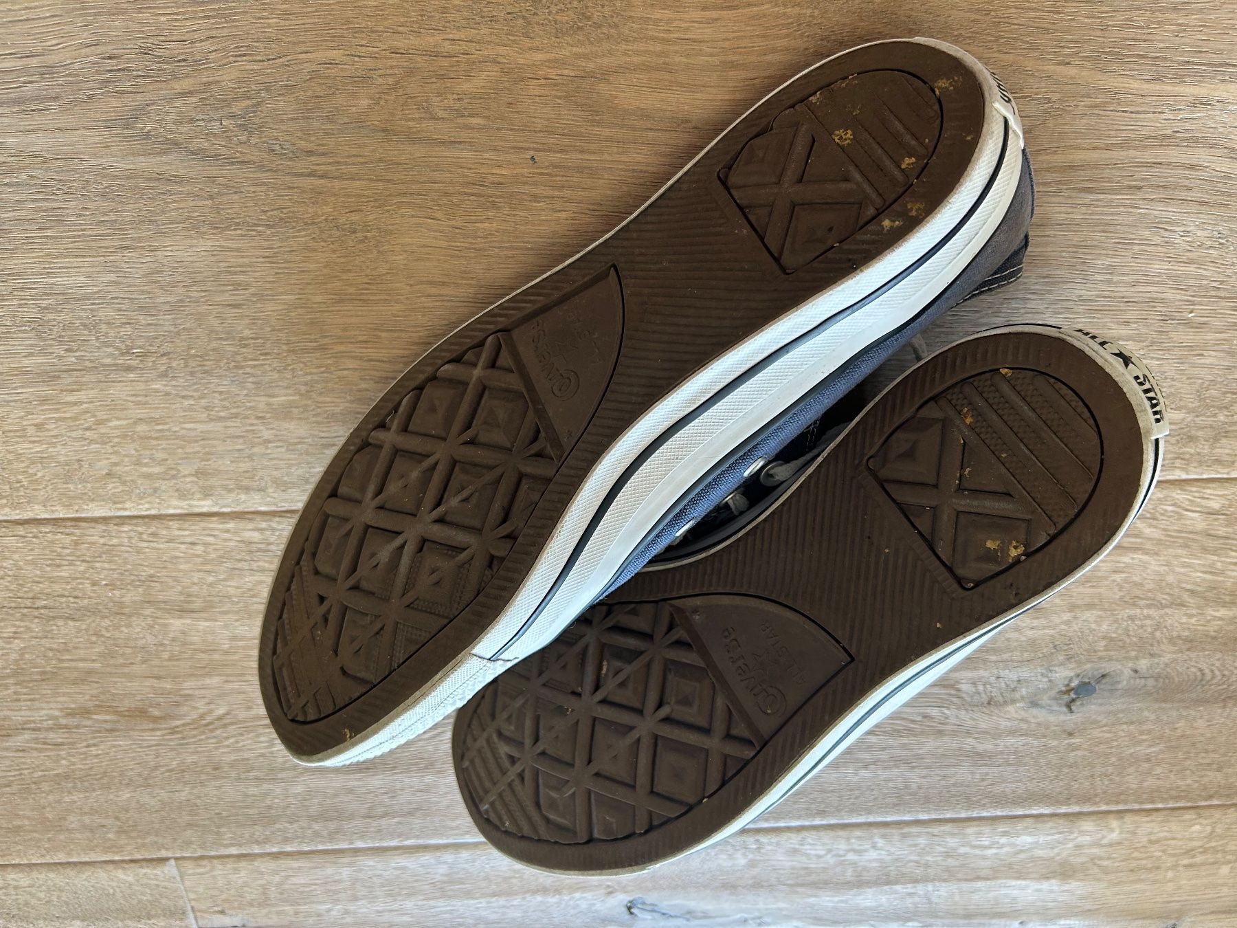 Converse Scarpe da uomo: Converse Allstars Chucks Low 44 – Usato da Thayngen venduto da Neuhof80 7