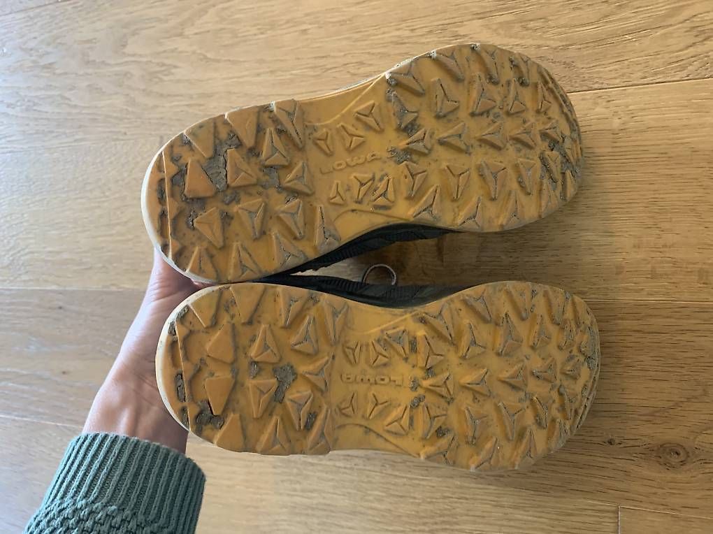 Scarpe per ragazzi: Lowa Wanderschuhe Grösse 34 – Usato da Oberlunkhofen venduto da weininchen 2