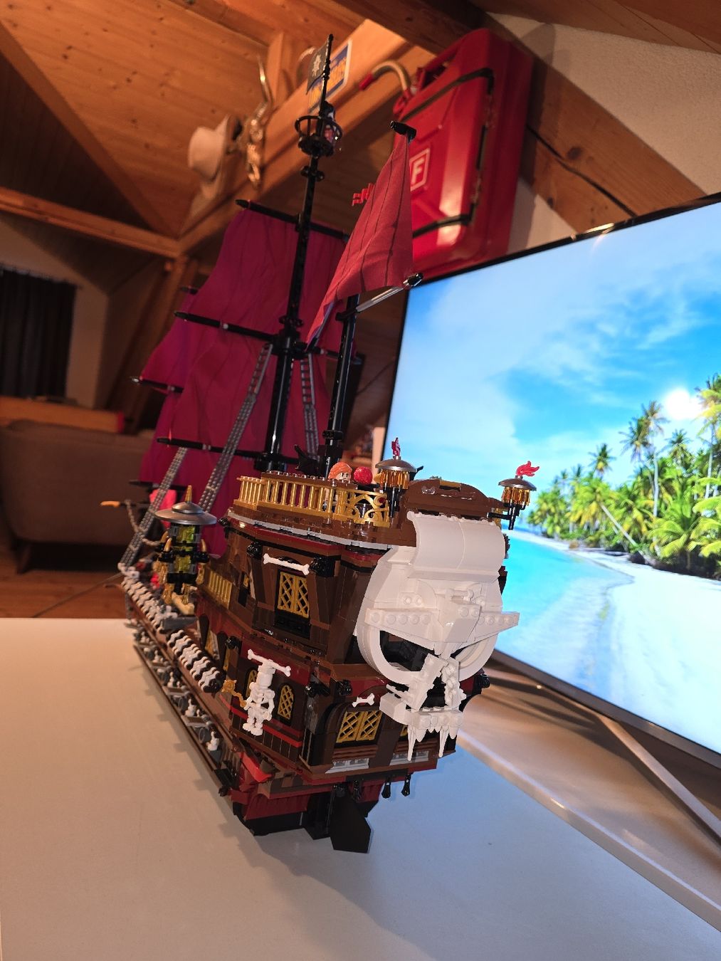 Spielzeuge: Queen Anne's Revenge Piratenschiff – Neu (gemäss Beschreibung) aus Flawil von Ride4Fun 2