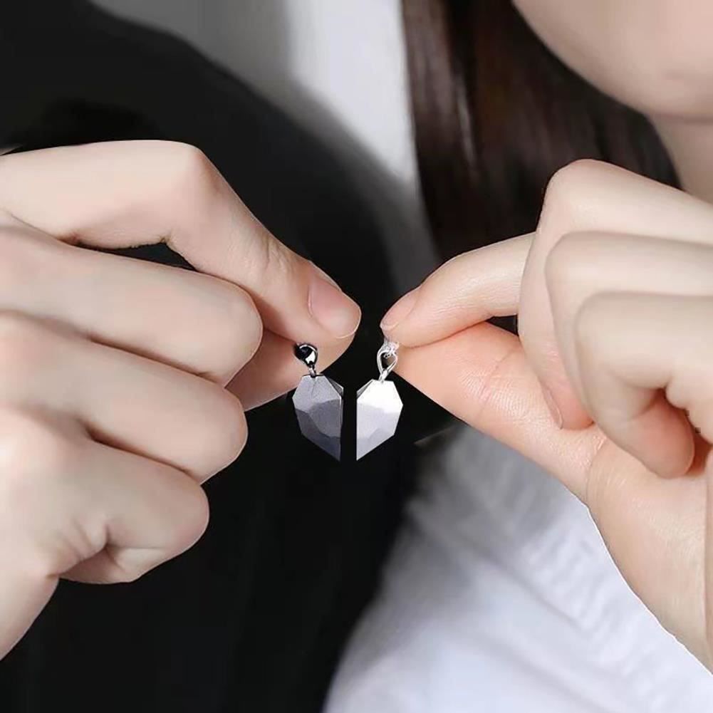 Catenine: Collier avec pendentif en forme de cœur – Nuovo e nell'imballaggio originale da Gurmels venduto da Swisspod 1