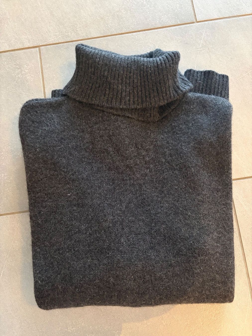 Zara Maglioni & Felpe: Rollkragenpullover Kaschmir Zara – Usato da Dielsdorf venduto da Anthony111 3