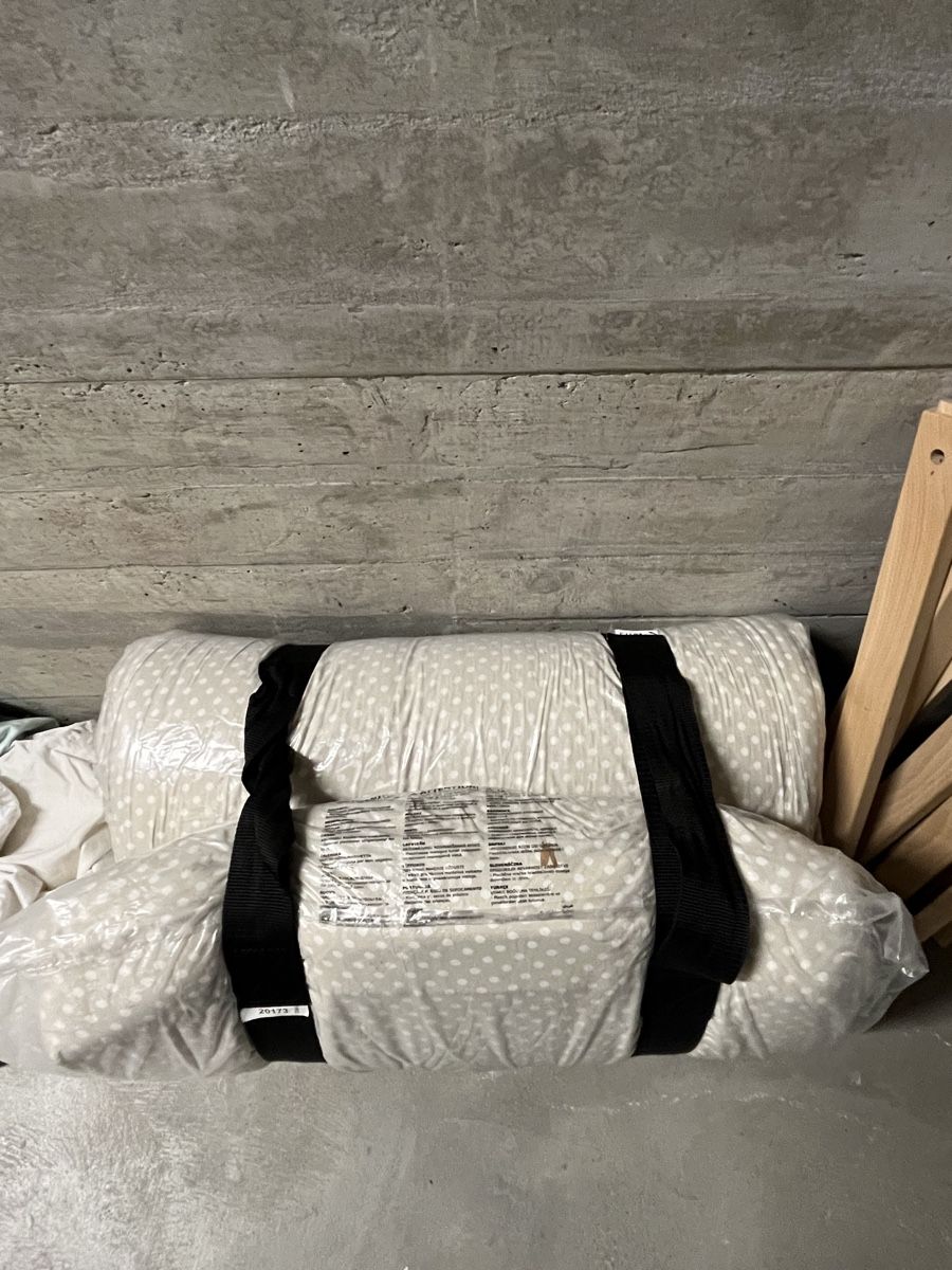 Ikea Letti: Lit bébé IKEA FLITIG avec matelas et draps – Usato da Dornach venduto da hmk_bl6q 4