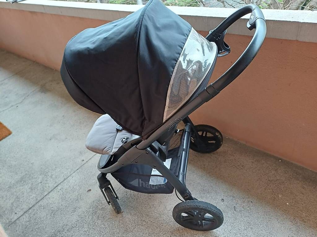 Carrozzine: Hauck Saturn r Kinderwagen  – Usato da Zürich venduto da cos_2wvp