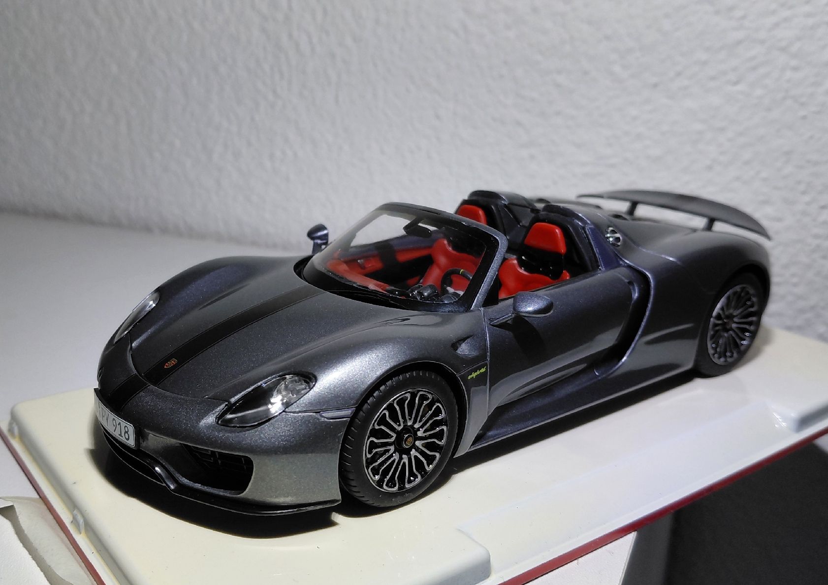 Revell Modellini d'auto: Porsche 918 Spyder – Nuovo (secondo la descrizione) da Bottenwil venduto da Toyscout 4