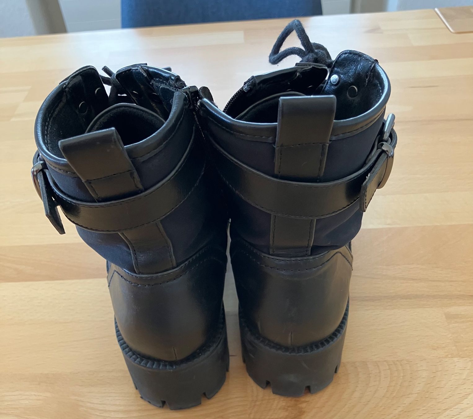 Graceland Scarpe da donna: Schöne, neuwertige Stiefeletten, Gr. 37 – Usato da Olten venduto da Dickbrave 2