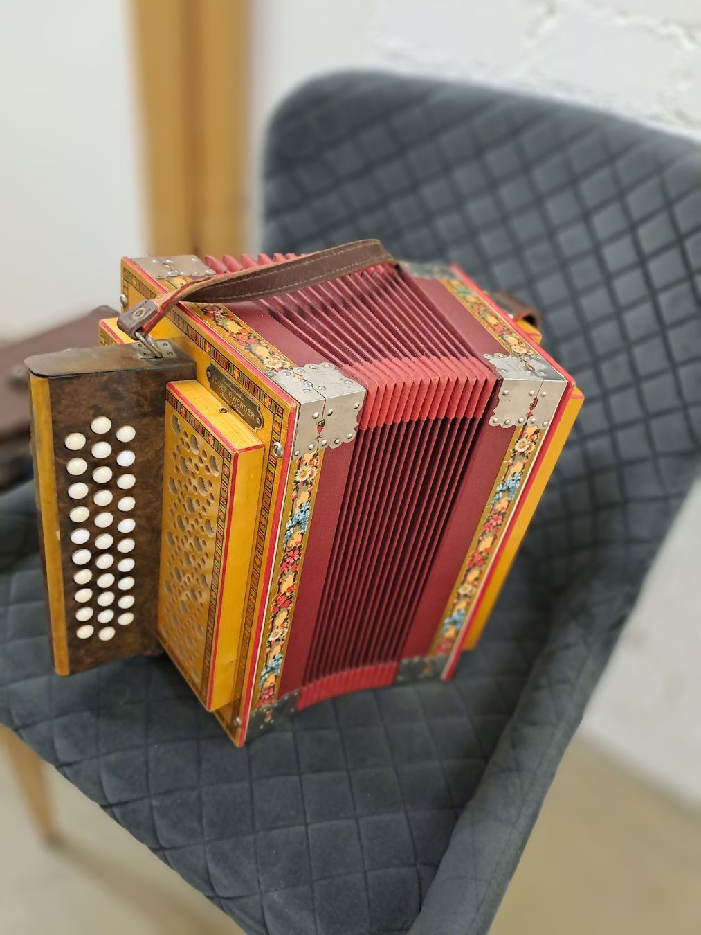 Gwerder Instruments de musique: gwerder orgeli ton C. – D'occasion à Villeneuve par BibiVintage 2