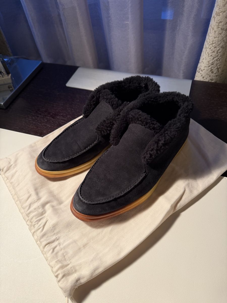 Loro Piana Scarpe da uomo: Loro Piana loafers with fur – Usato da Geneve venduto da kar_wq5h