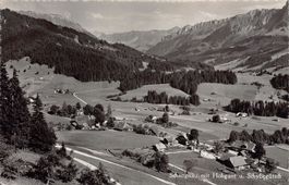 Schangnau mit Hohgant und Schybegutsch, um 1945