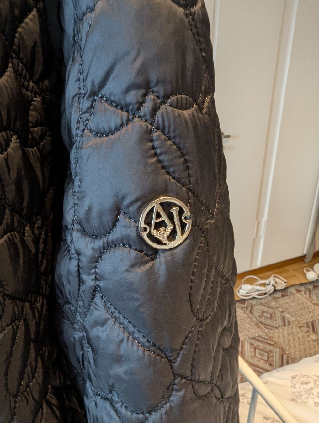 Cappotti: manteau matelassé ARMANI – Usato da Teufen venduto da Mariebotschi 1